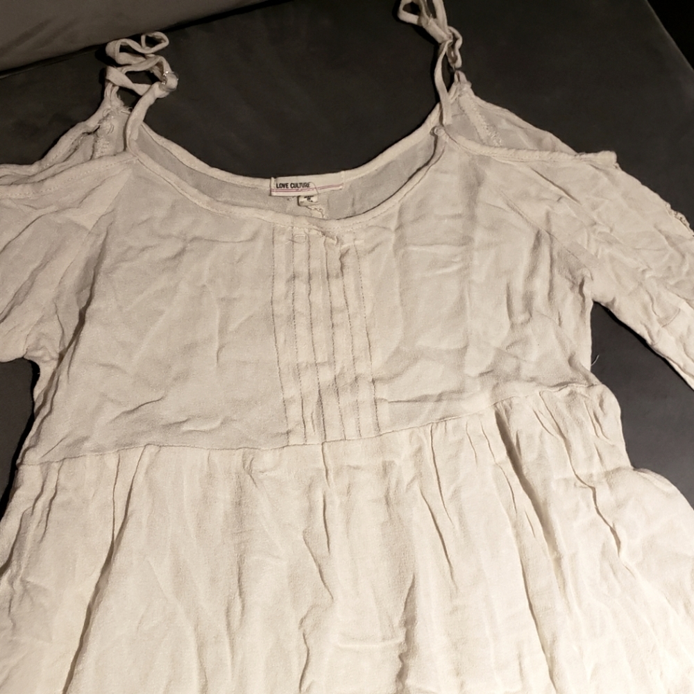 🌿 Love Culture Cold-Shoulder Off-White Babydoll Blouse Size S